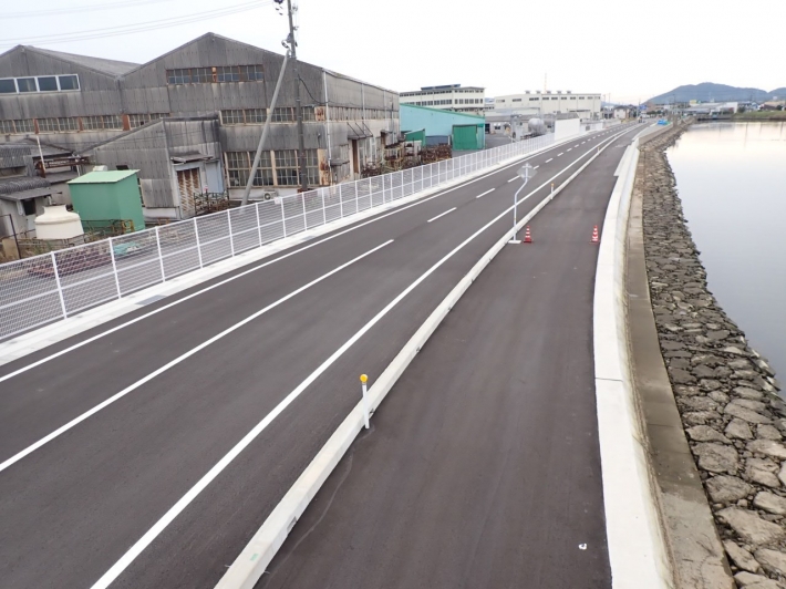 （都）揖屋馬潟線　防災安全交付金（街路）事業　道路改良工事（第11期）の写真